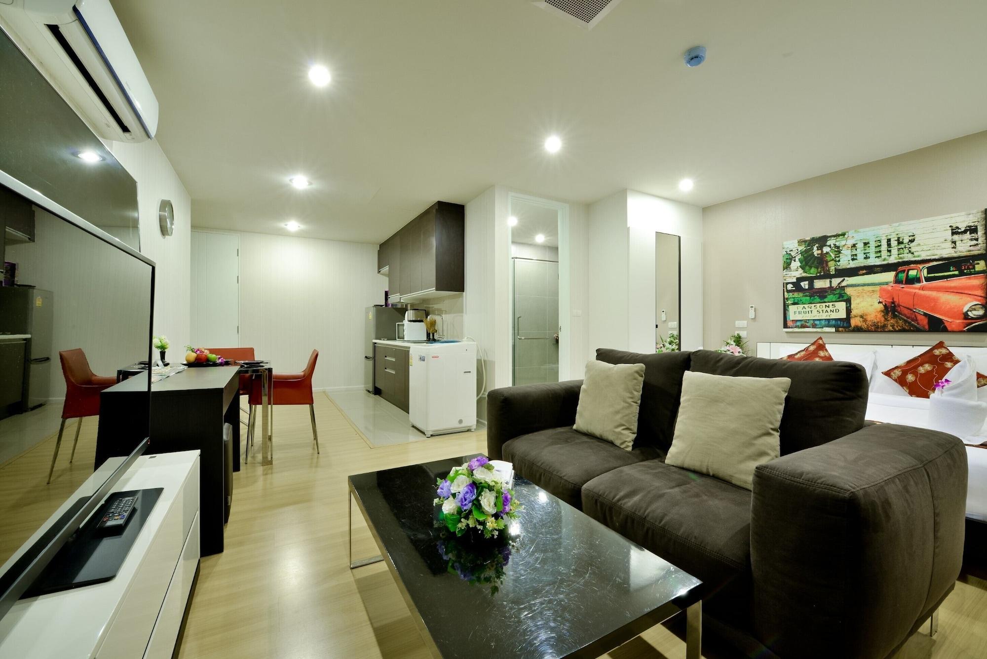 Icheck Inn Residence Sukhumvit 1 Bangkok Exterior photo