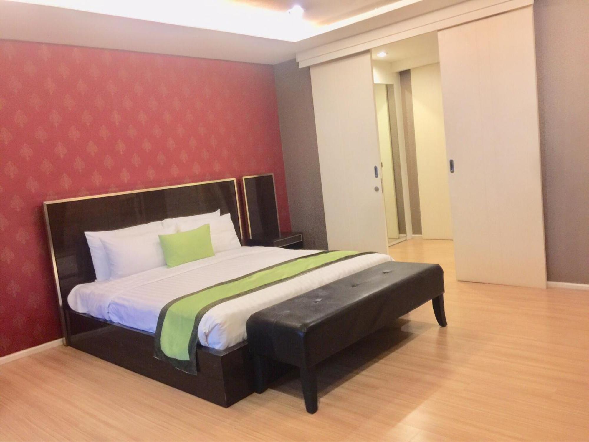 Icheck Inn Residence Sukhumvit 1 Bangkok Exterior photo