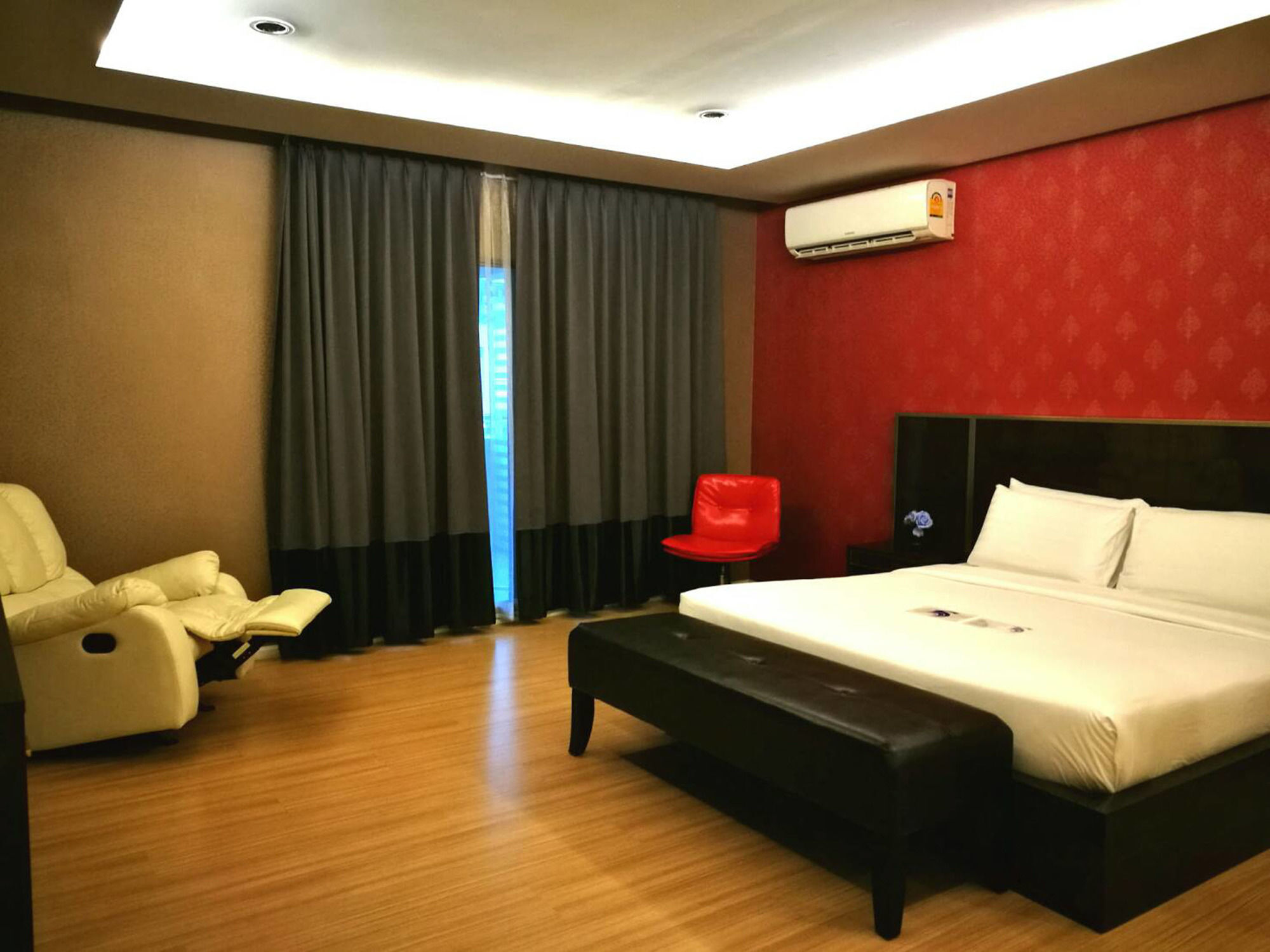 Icheck Inn Residence Sukhumvit 1 Bangkok Exterior photo